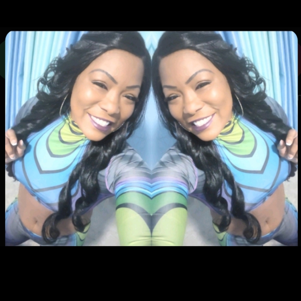 Meet your Posher, Keainya aka Heather